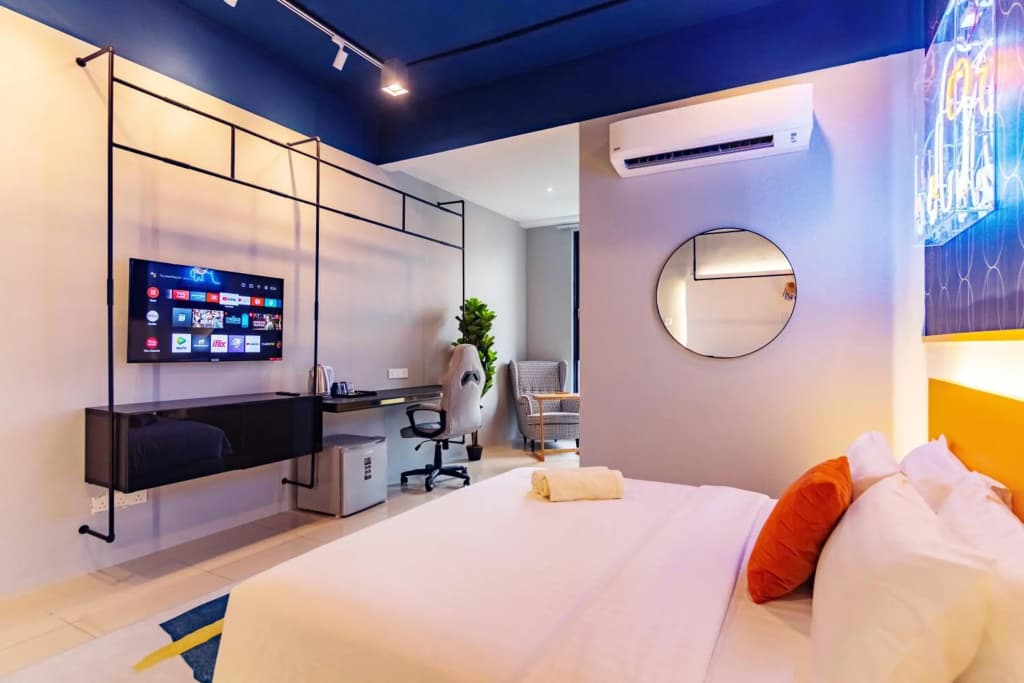 Scott Signature Suites by ALV - photo 13