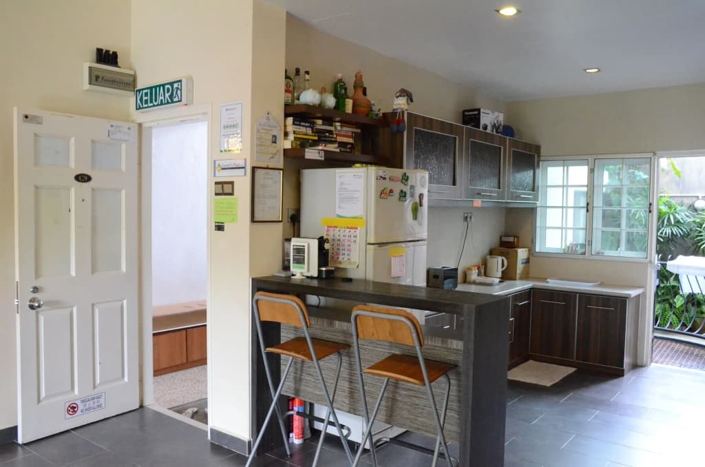 Gerard's Place Roomstay - photo 18