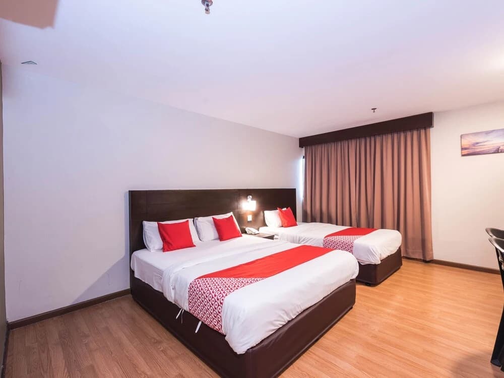 OYO 89421 PP Island Hotel - photo 3