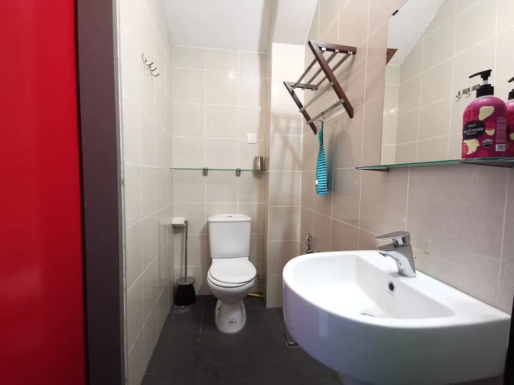 Penang Island Lodge Tanjung Bungah - photo 11