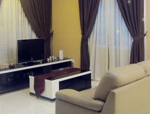 Bukit Indah Guesthouse - photo 4