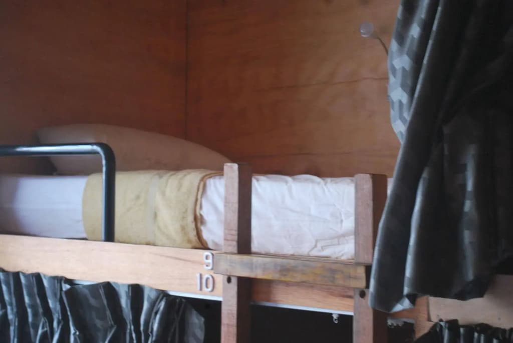 Gibbon Guesthouse - photo 6