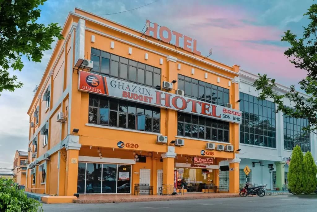 Ghazrins Garuda Hotel - photo 34