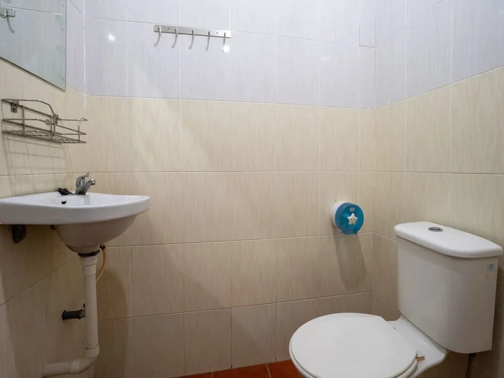 Spot On 89828 Hotel Seri Gemilang - photo 16