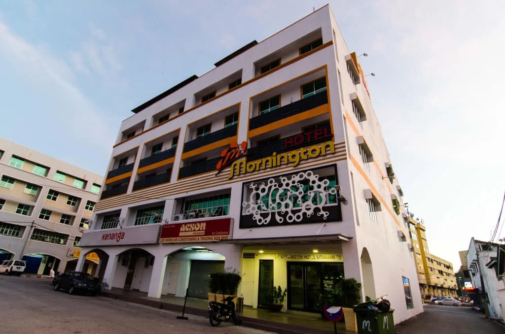 Mornington Hotel Sitiawan - photo 1