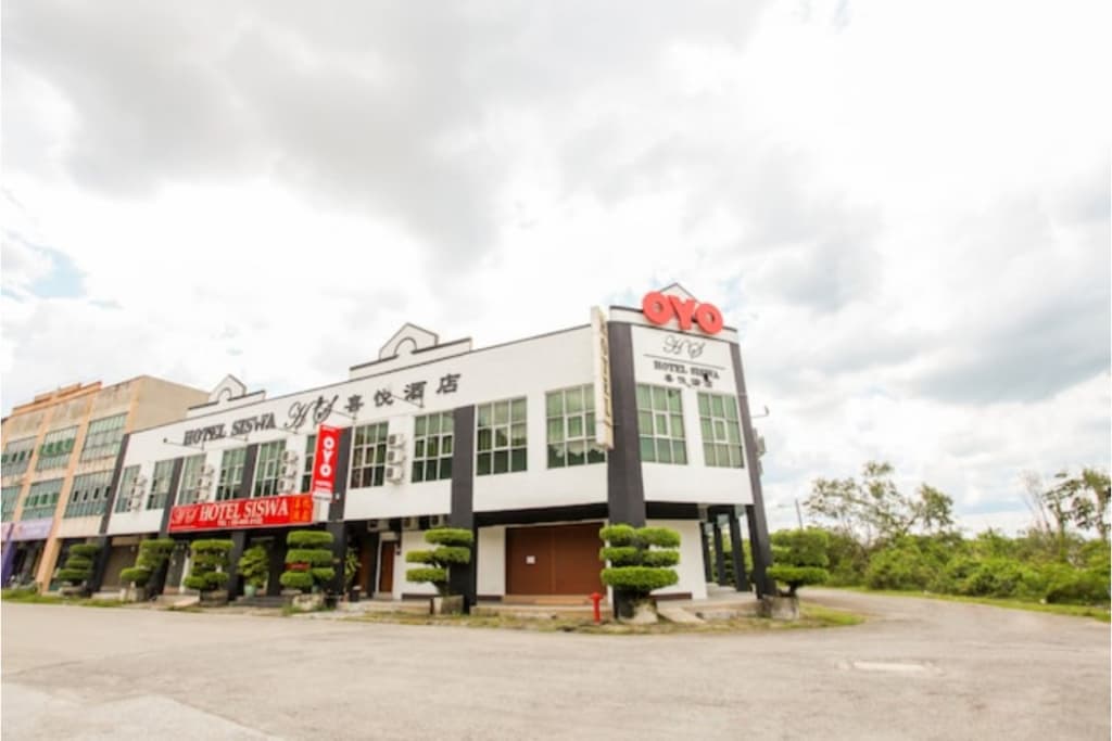 OYO 89539 Hotel Siswa - photo 1