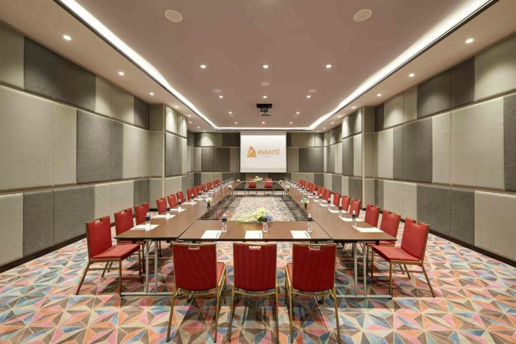 M World Hotel - photo 15