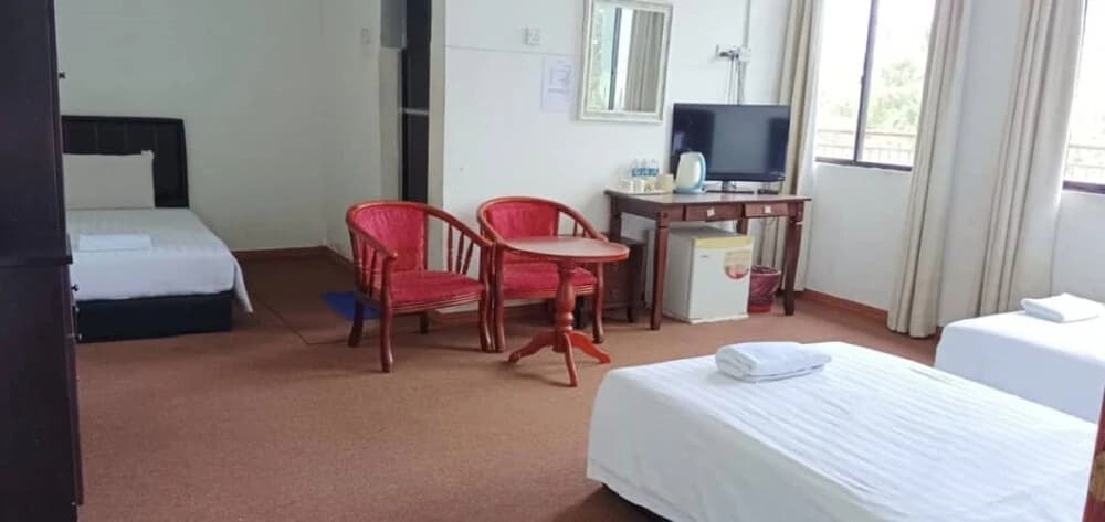 OYO 90785 Pandan Hotel - photo 2