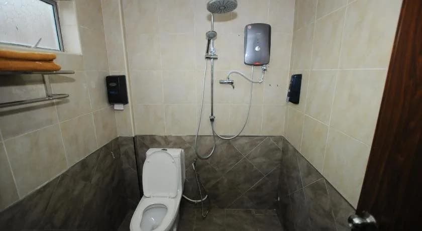 Ailang Hotel - photo 8