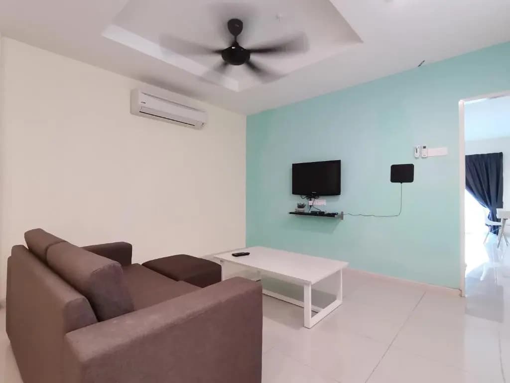 Marina Island Lumut Homestay by Goopro - photo 2
