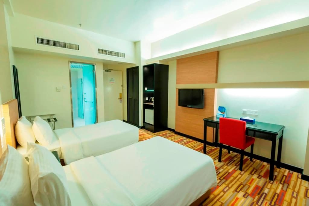 Harbour View Hotel - photo 29