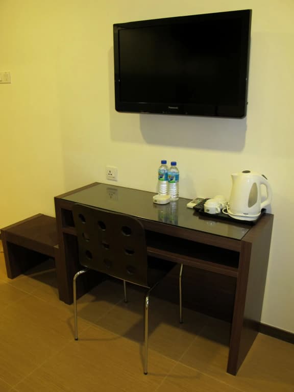 Eight Days Boutique Hotel - photo 10