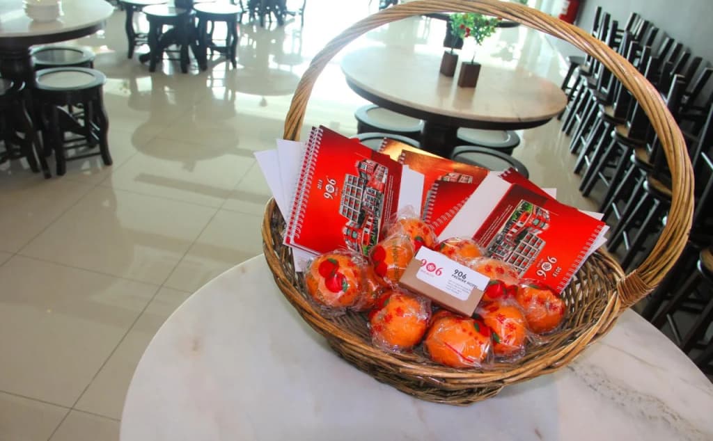 906 Premier Hotel - photo 10
