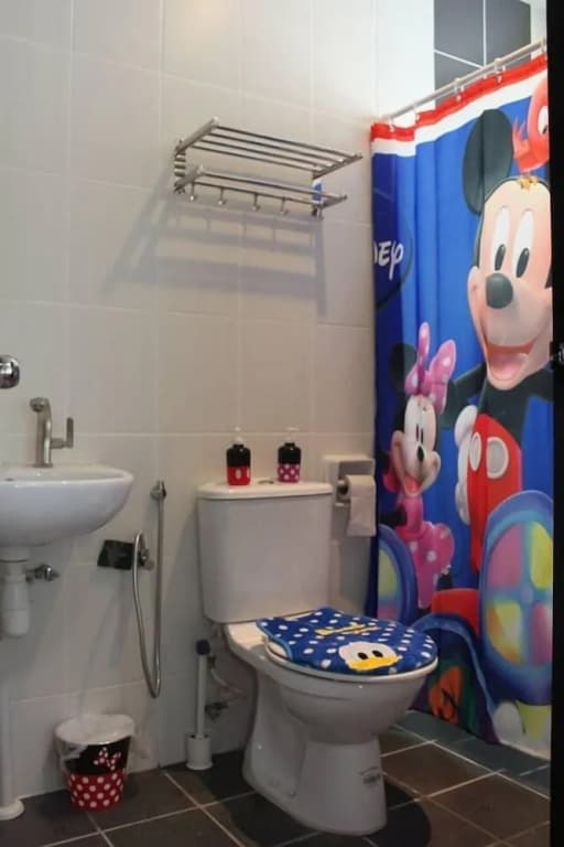 Mickey Mouse Signature Suite - photo 6