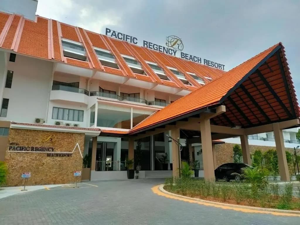 Pacific Regency Beach Resort Port Dickson - photo 1