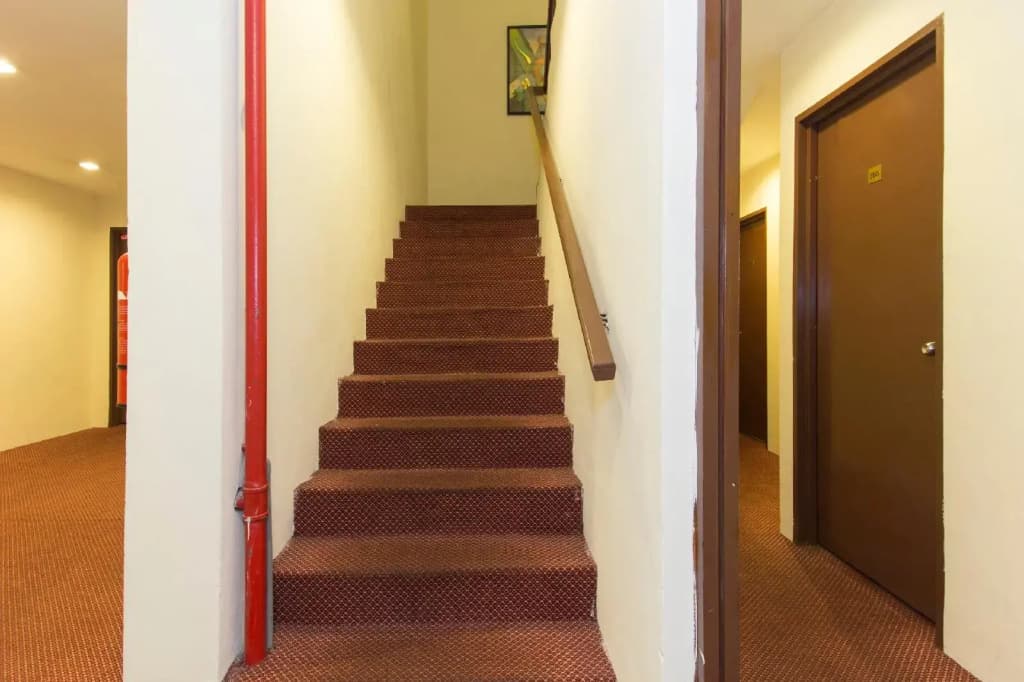 OYO 277 Hotel Shangg - photo 7