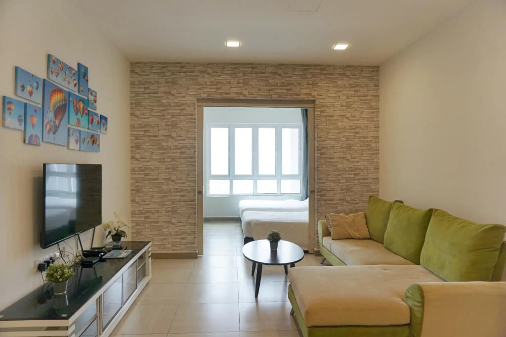 PM Octagon Suites And Apartment - photo 2