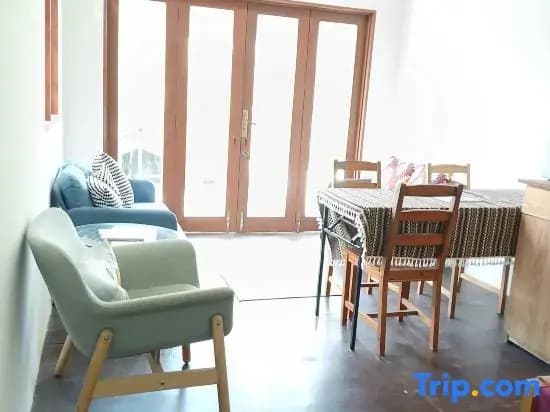 Serene Mountain Retreat in KL - Entire House for Rent - photo 8