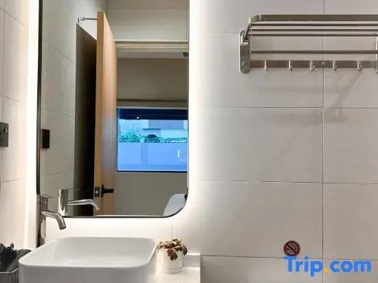 JB town area Bungalow with swimming by Urban nook - photo 5