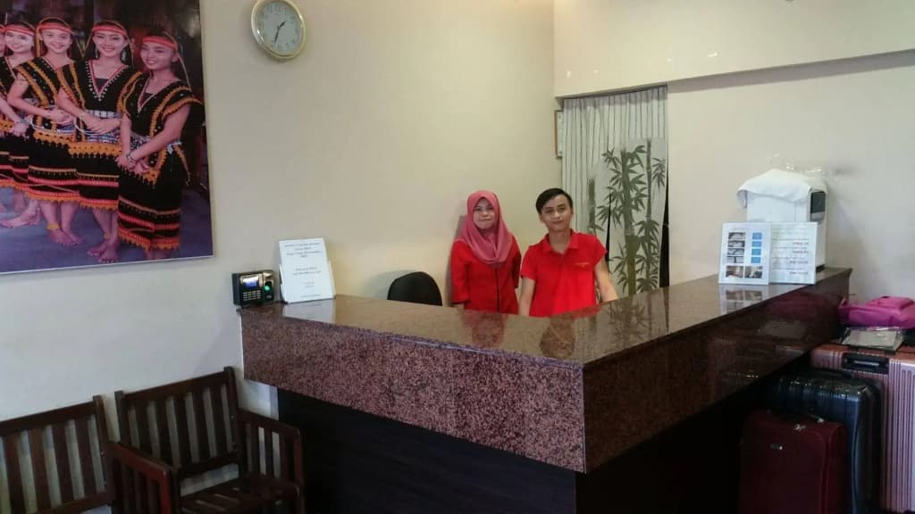 Sri Iskandar Hotel - photo 13