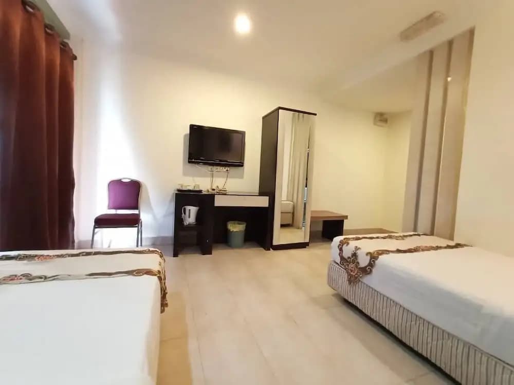 Maya Hotel - photo 6