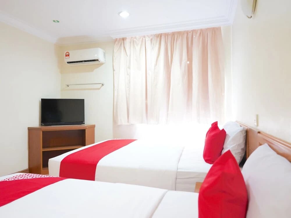 Sunlight Inn by OYO Rooms - main photo