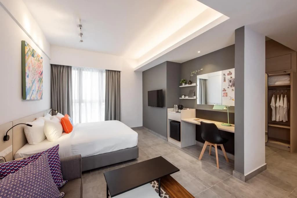 The Canvas Hotel - photo 15