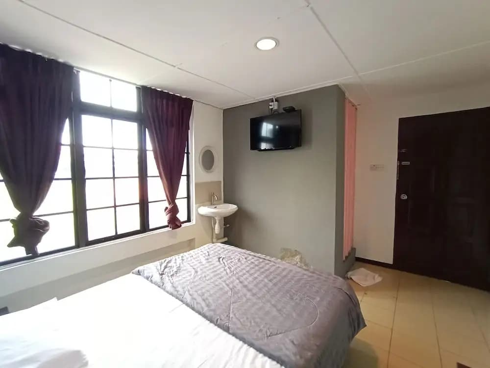 Hotel O Grand Vista - photo 4