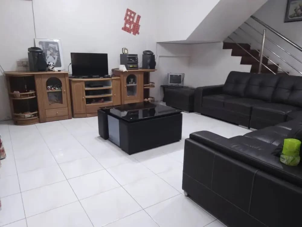 OYO 90310 E Homestay Permai Timur - photo 8