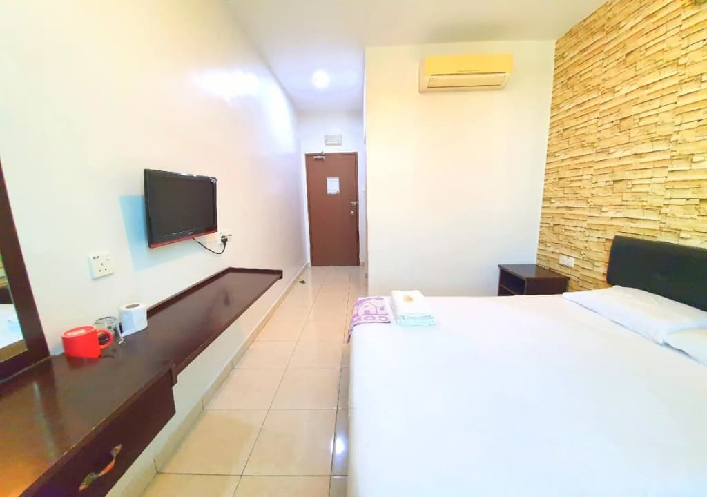 OYO 89715 CK Hotel - photo 12