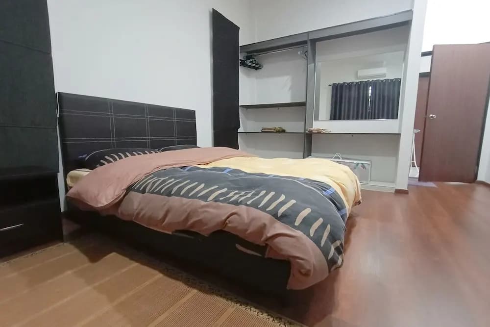OYO 90203 Emma Sukma Homestay - photo 5