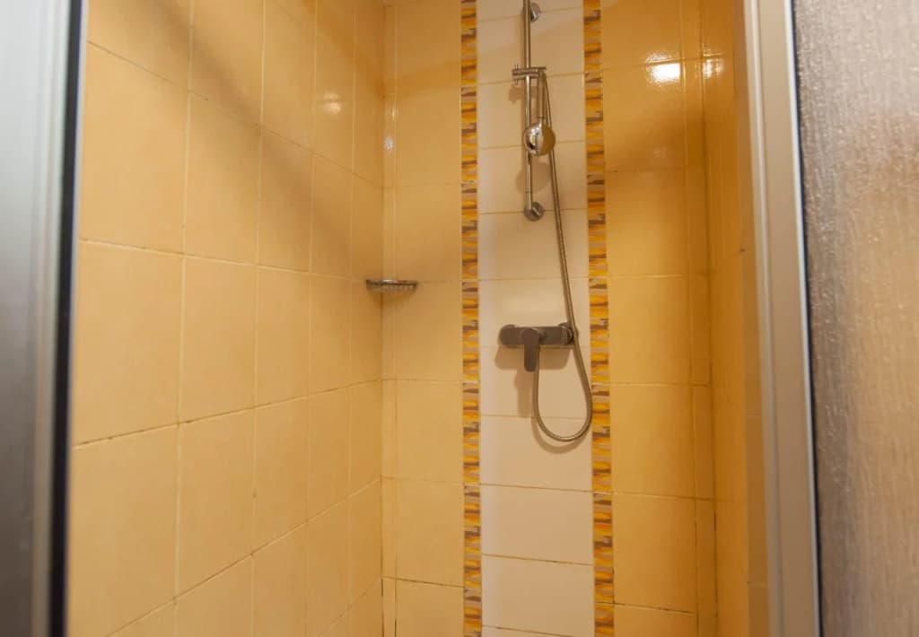 Gaya Centre Hotel - photo 10