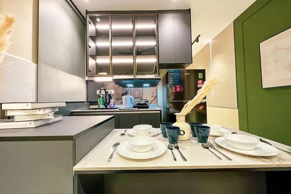 Neu Suites Horizon View Apartments - photo 23