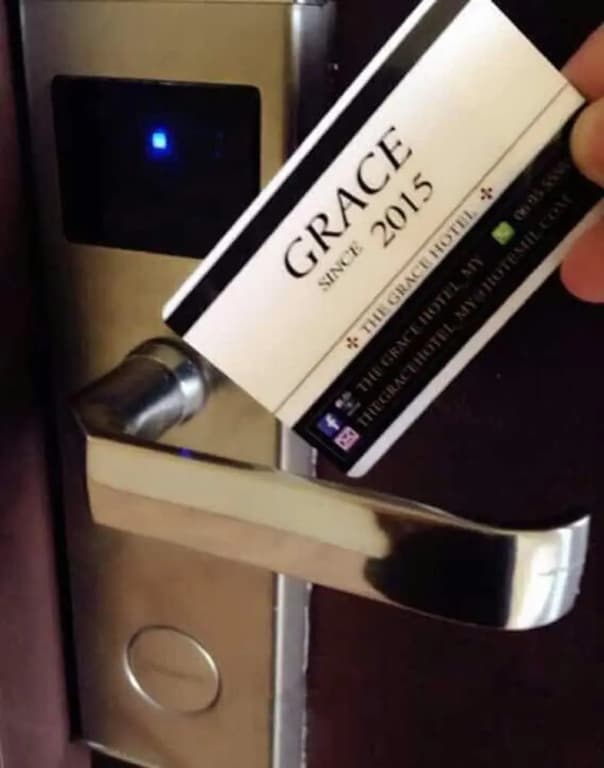 The Grace Hotel - photo 6