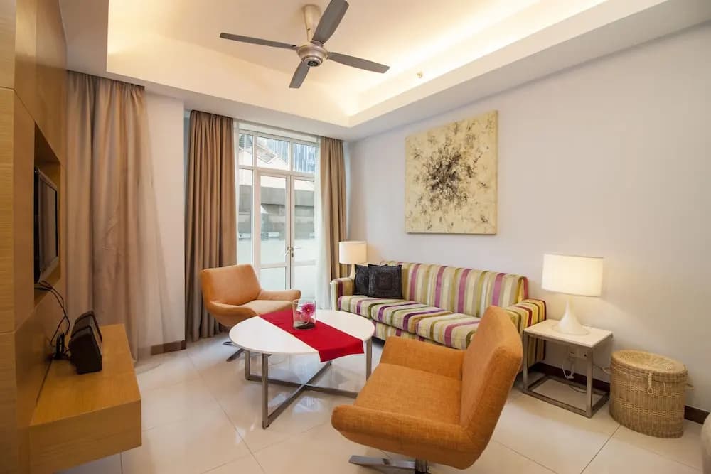 KLCC Suites by Plush - photo 9