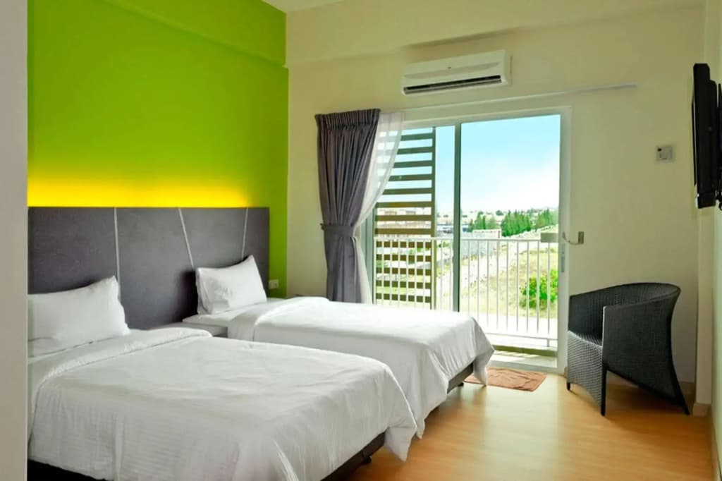 Marvelux Hotel - photo 7
