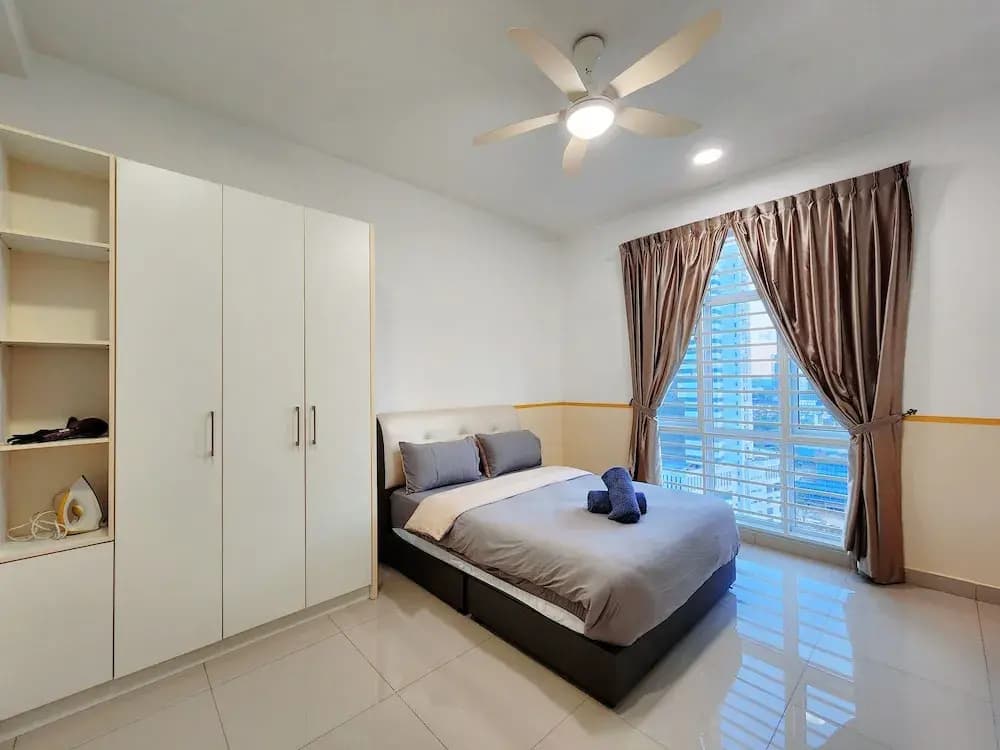 Twin Galaxy Residences by Widebed JB - photo 6