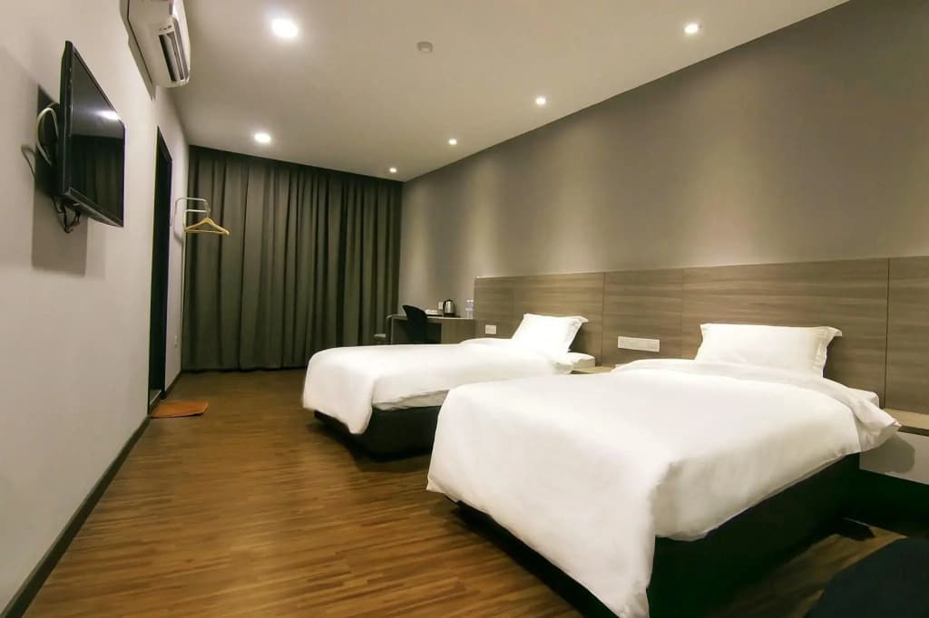 V Plus Hotel Ipoh - photo 5