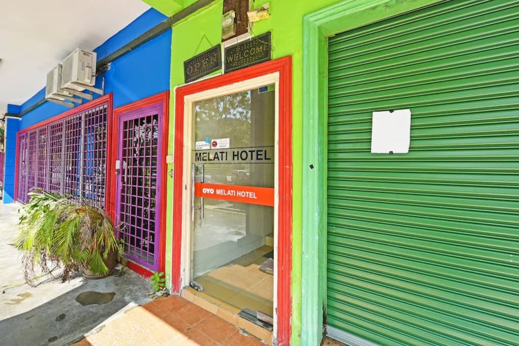 OYO 89656 Melati Hotel Nilai - photo 1
