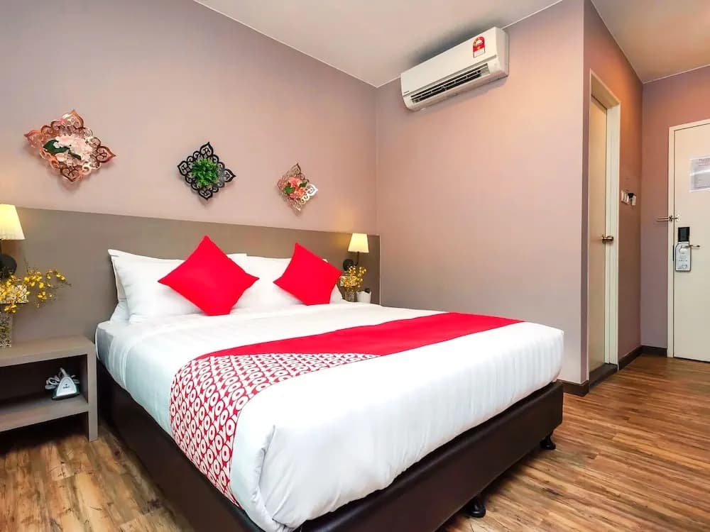 DK Hotel - photo 5