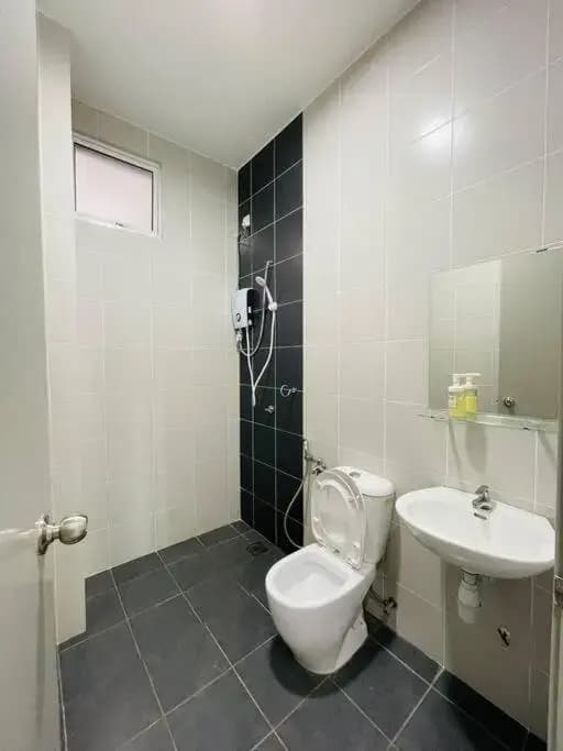 KT CITY HOMESTAY WITH 4 Bedrooms and POOL - photo 9