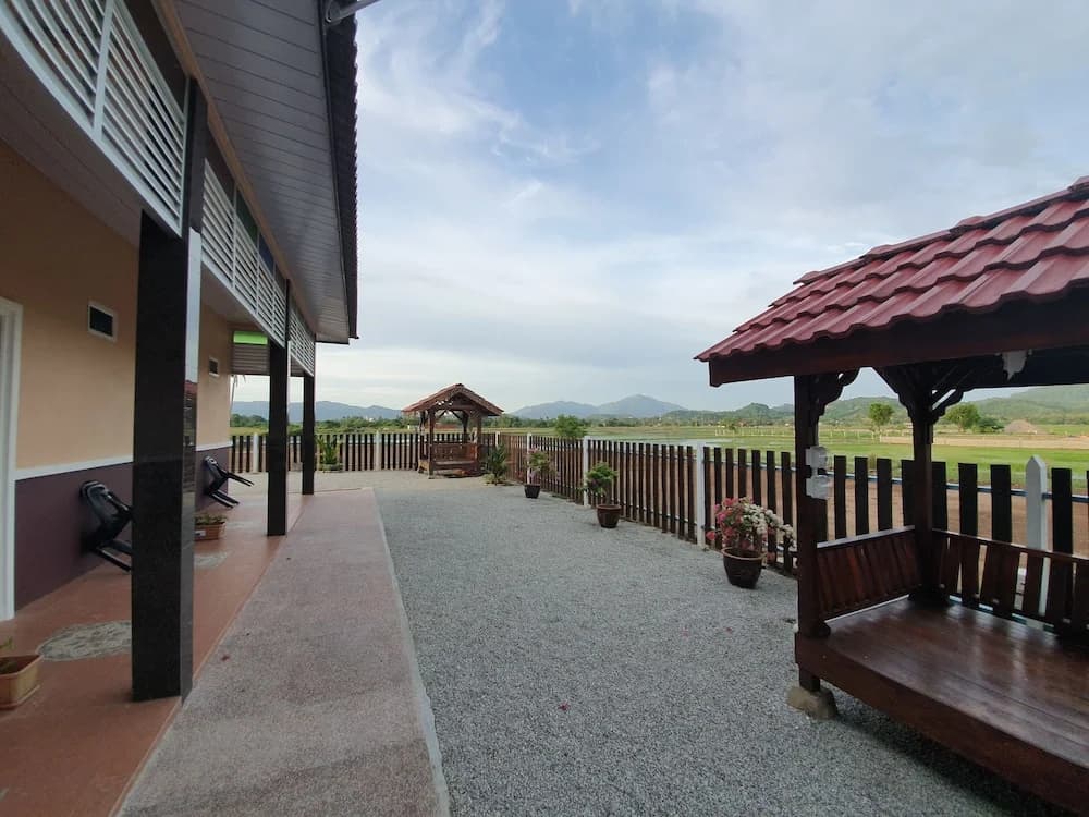 D’ Village Cottage - photo 13