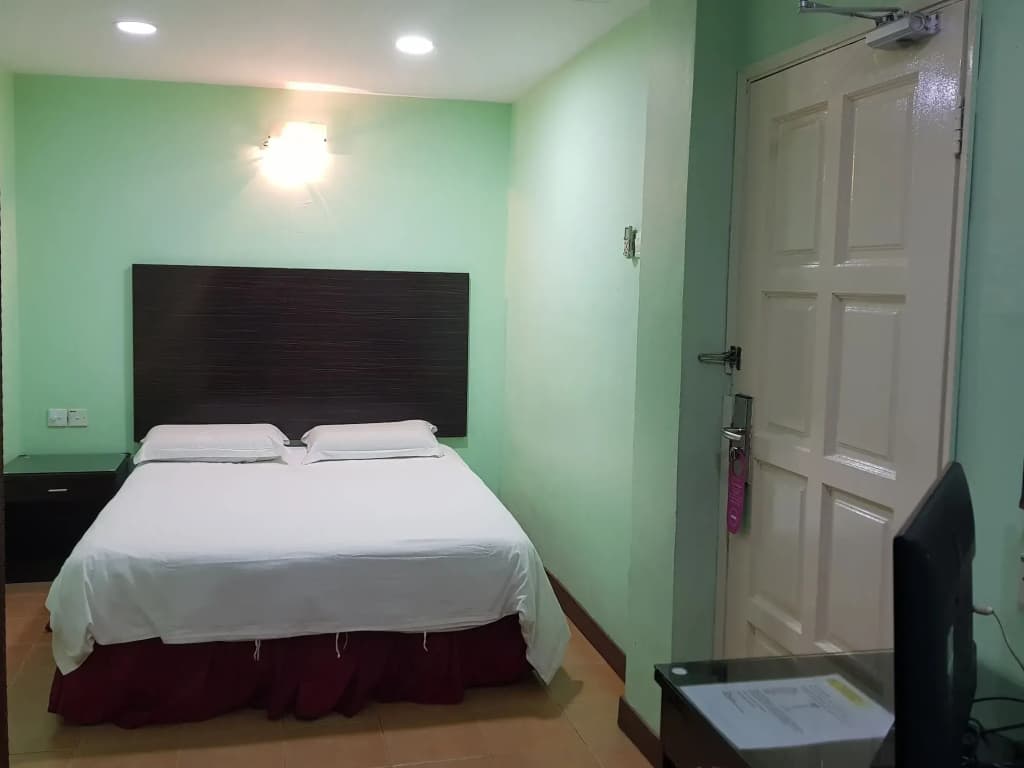 New City Hotel - photo 4