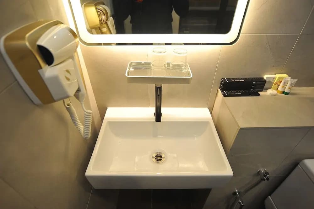 Skye Hotel - photo 8