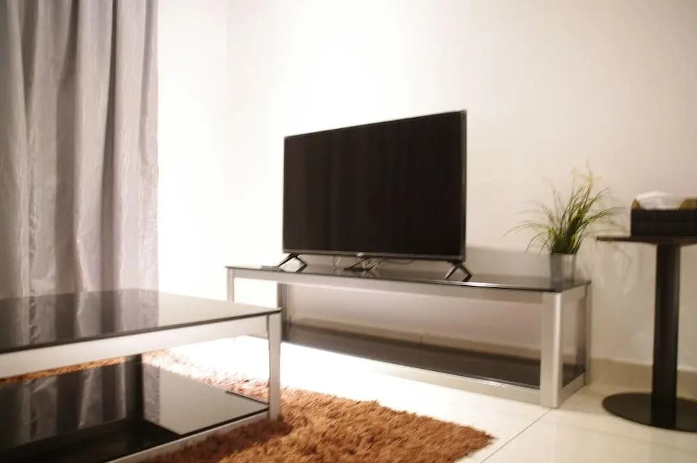 D'Esplanade City View Apartment - photo 3