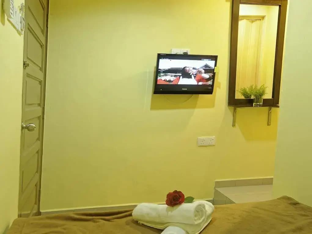 Chomelle Hotel - photo 5