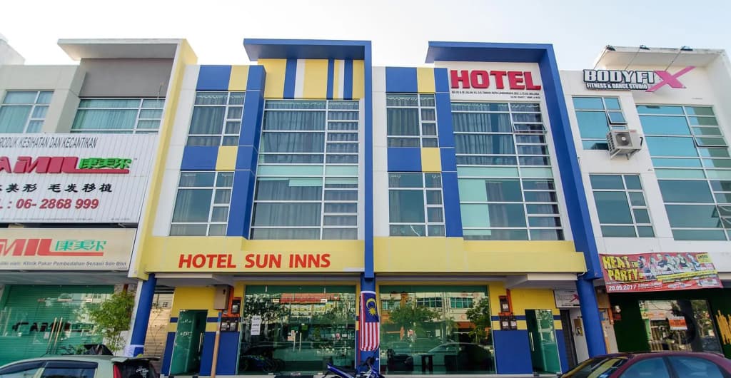 Sun Inns Hotel Laksamana - main photo