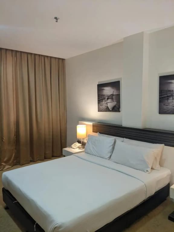 The View Hotel - photo 36