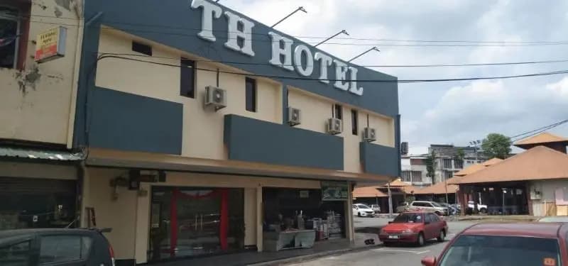 Th Hotel by OYO Rooms - photo 5