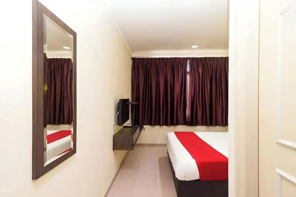 T P Hotel - photo 5